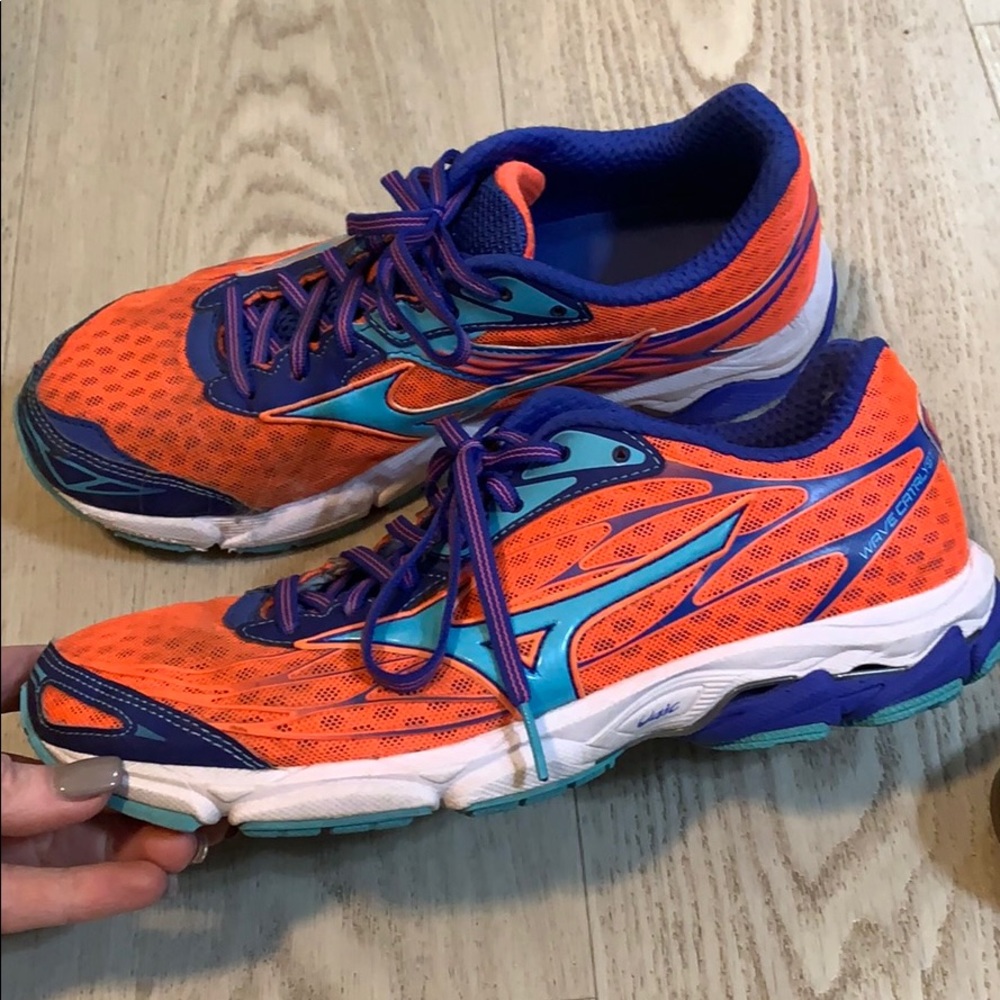 Mizuno running shoes